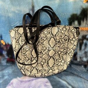 Mix No. 6 Black & Gray Snake Print Shoulder Bag EUC